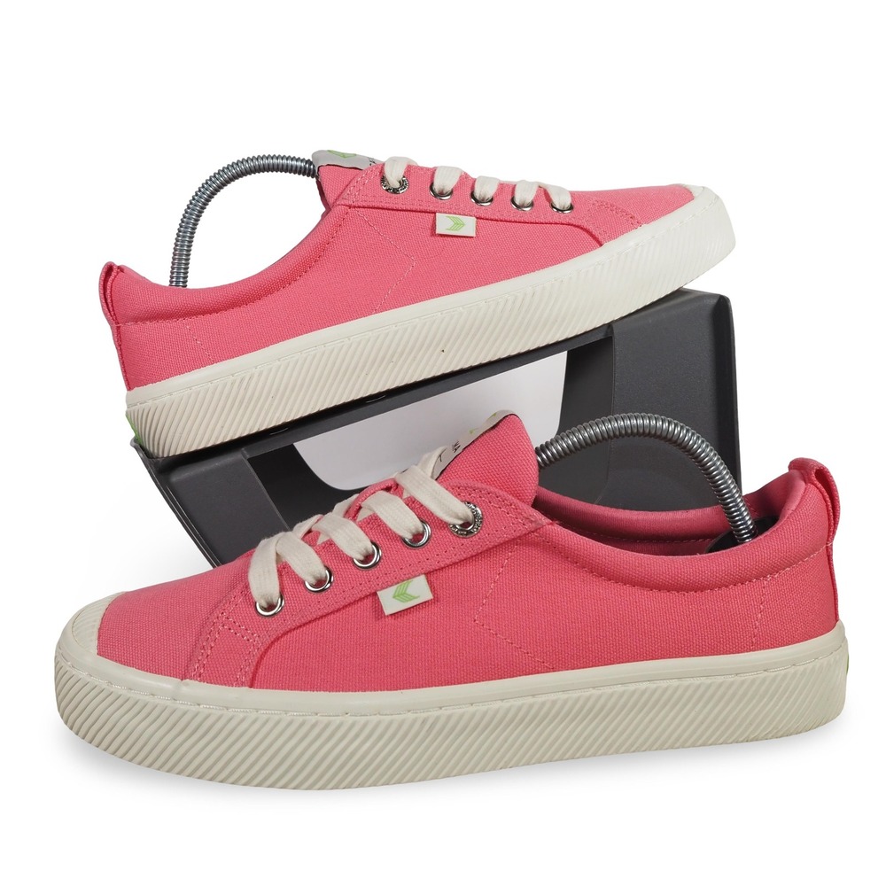 Cariuma OCA Low Canvas Casual Sneakers Womens 8.5 Pink Plimsolls SW-0323